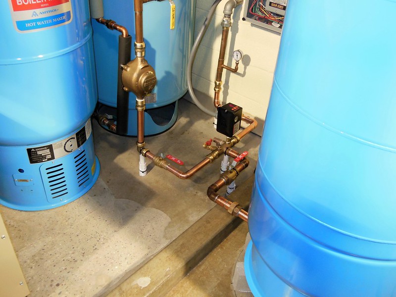 Well Water Tanks: 2 Types We Use And Why